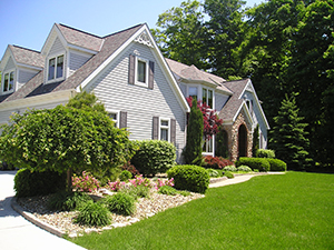 Landscapers and Lawncare Services in Clarion, IA